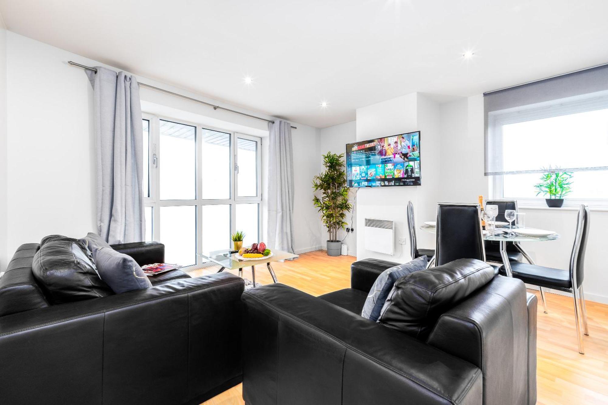 City Centre Apartment - 2 Bedroom - Secure Parking - Top Rated - 201M Birmingham Exteriör bild
