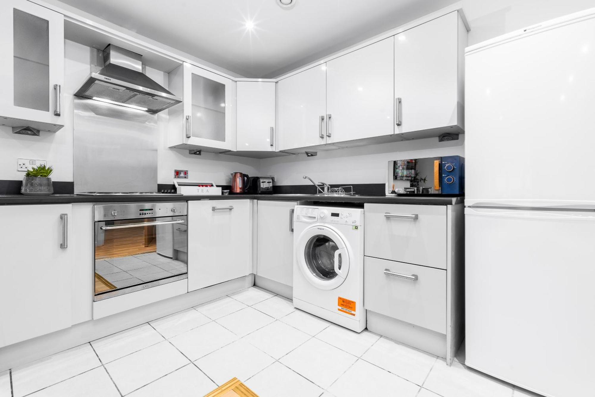 City Centre Apartment - 2 Bedroom - Secure Parking - Top Rated - 201M Birmingham Exteriör bild