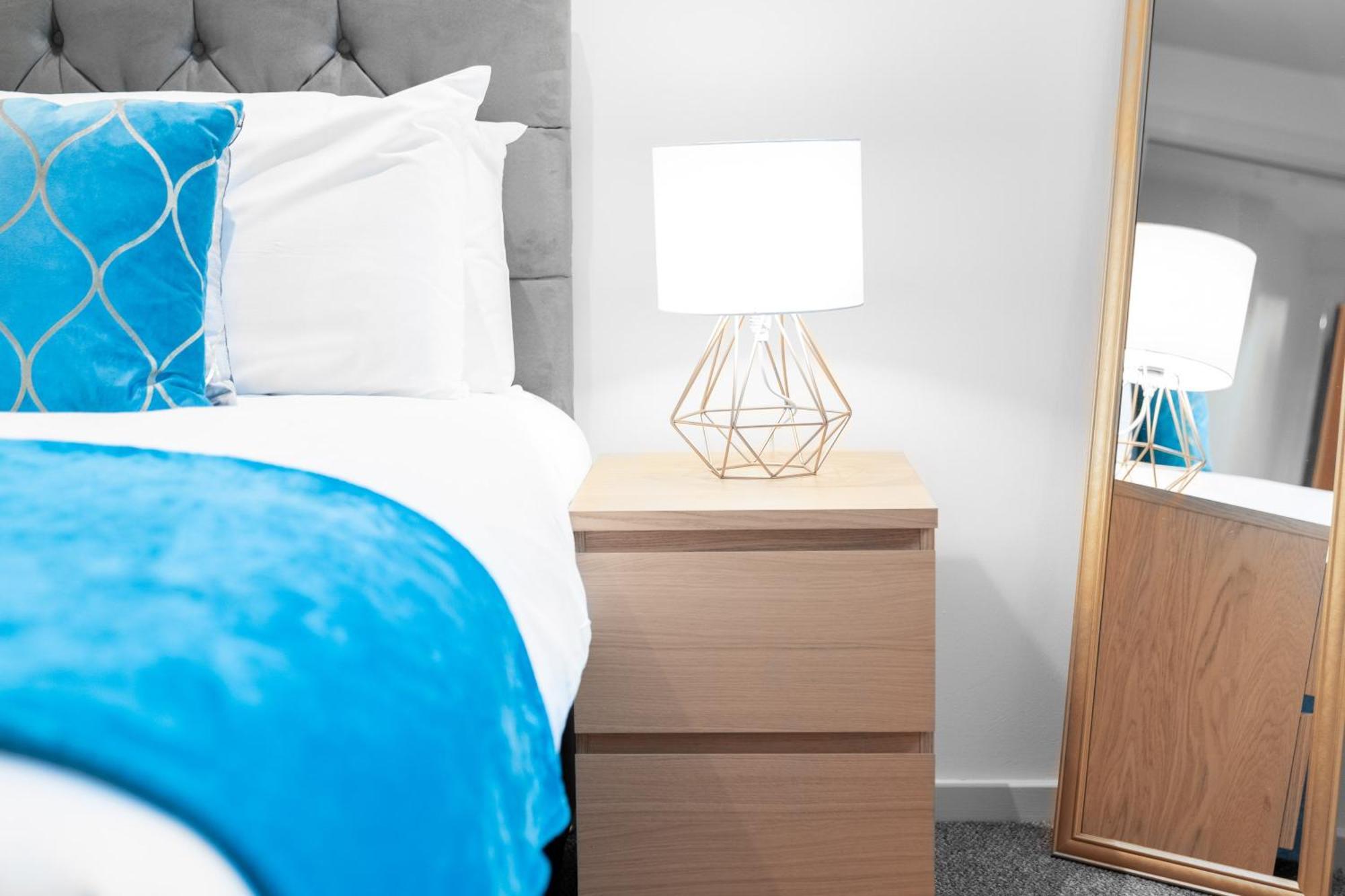 City Centre Apartment - 2 Bedroom - Secure Parking - Top Rated - 201M Birmingham Exteriör bild