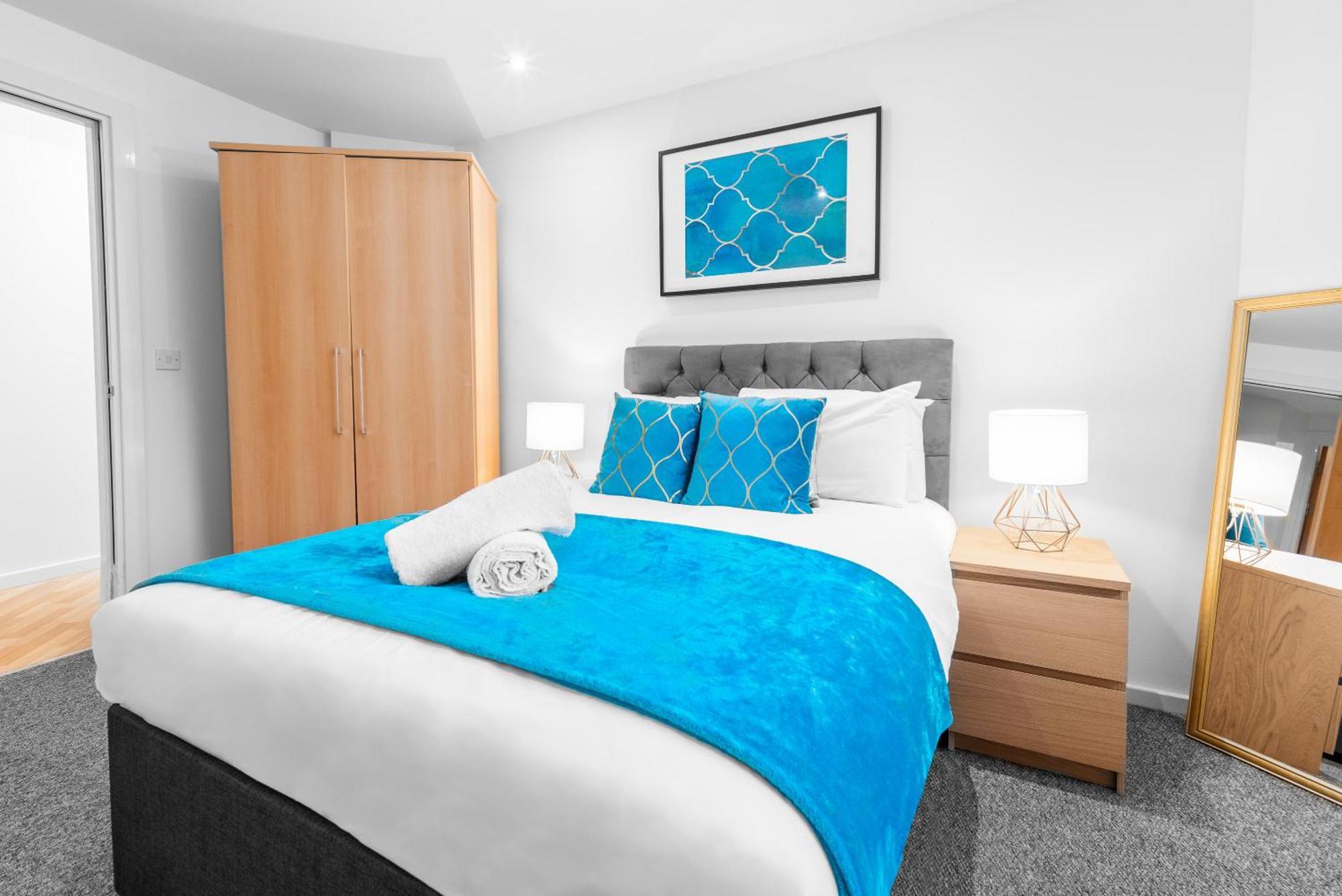 City Centre Apartment - 2 Bedroom - Secure Parking - Top Rated - 201M Birmingham Exteriör bild