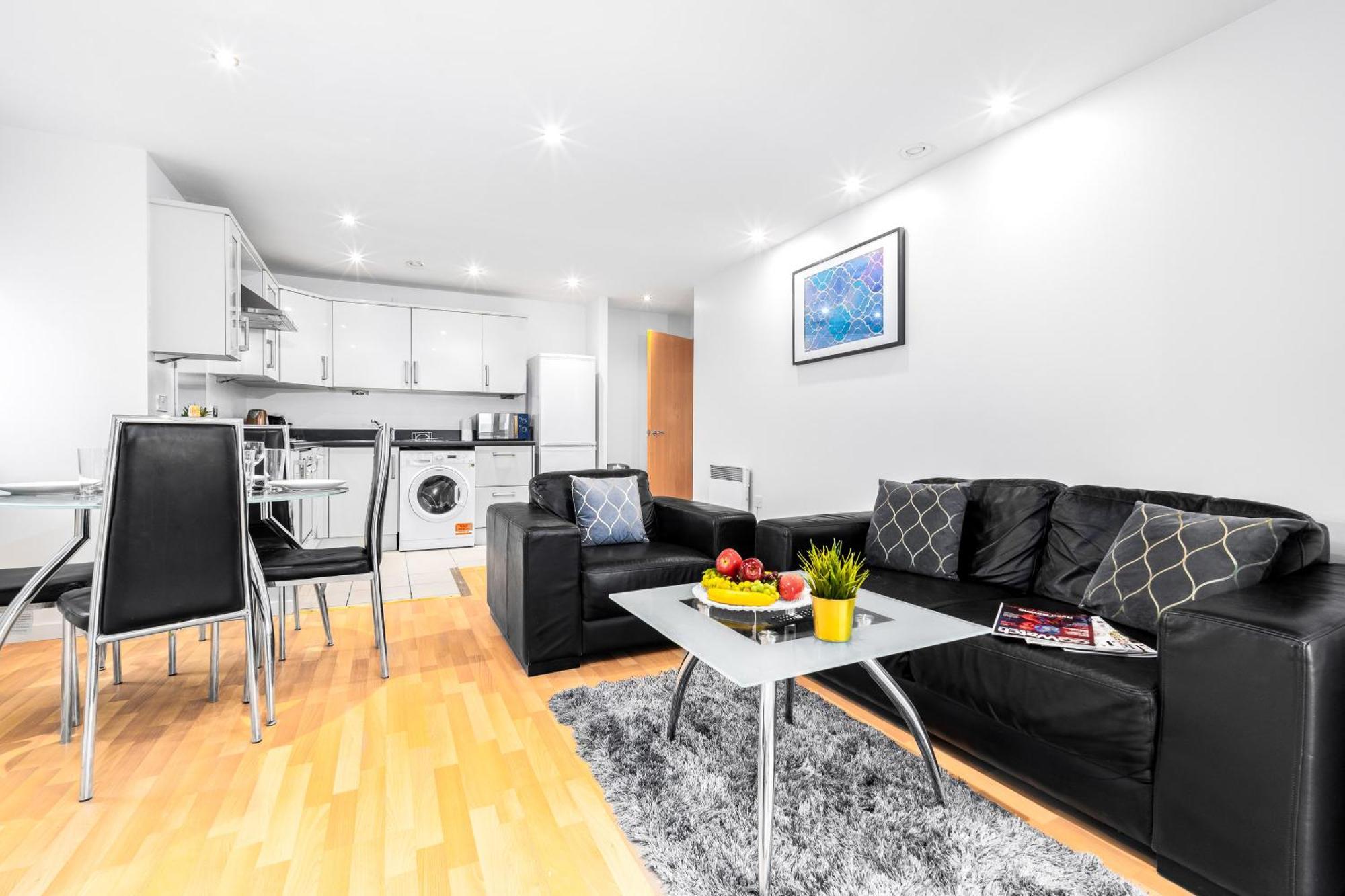 City Centre Apartment - 2 Bedroom - Secure Parking - Top Rated - 201M Birmingham Exteriör bild